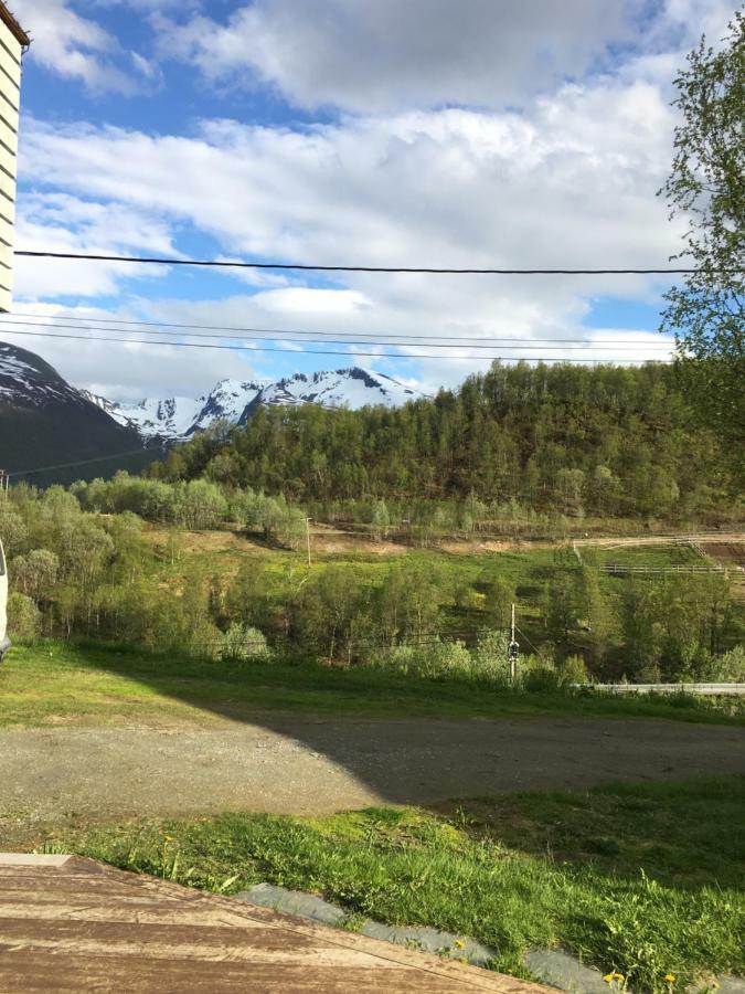 Hundbergan Apartment-Free Parking-15 Min From Tromso Tromsdalen Extérieur photo